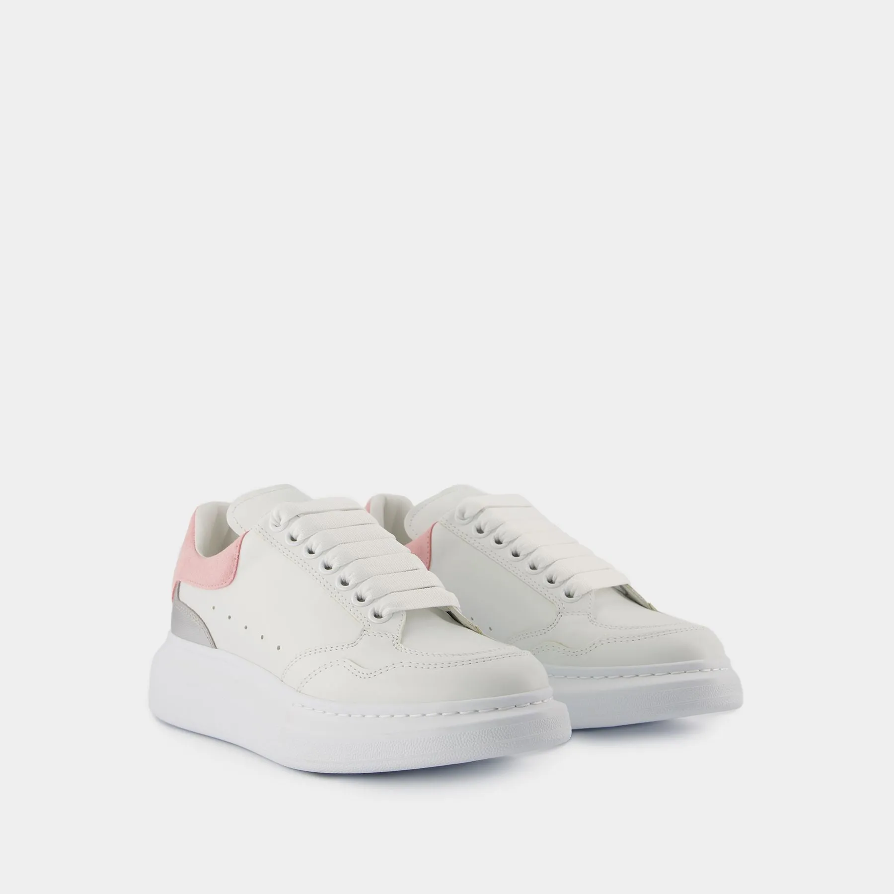 Alexander McQueen  Oversized Sneakers - Alexander McQueen - Leather - White/Pink