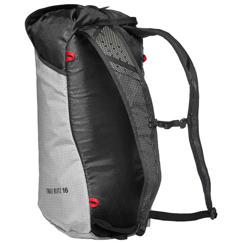 Black Diamond Trail Blitz 16 Backpack | Running Packs | BananaFingers