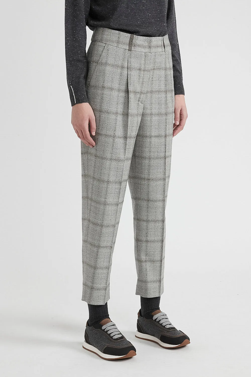 Check wool flannel carrot trousers