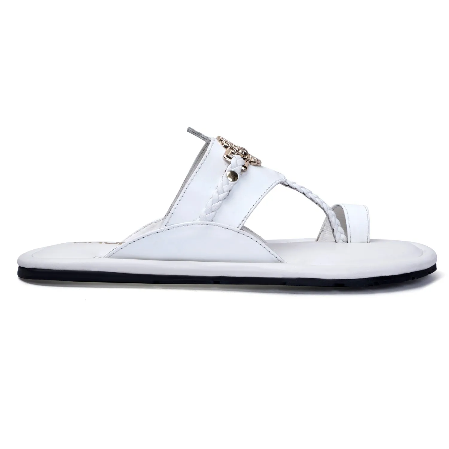 Exotic White Kolhapuri Slipper