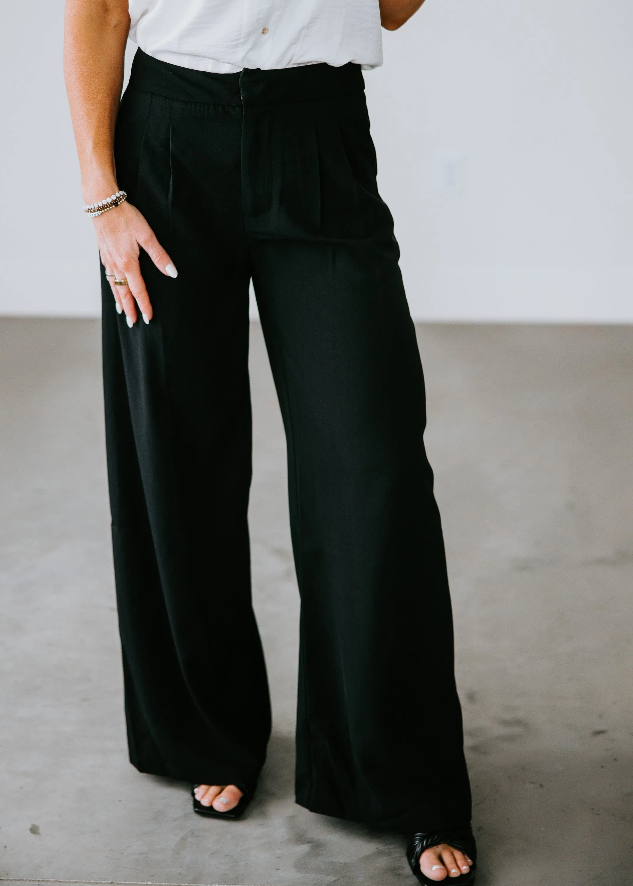 Gwen Wide Leg Trousers