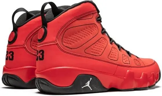 Jordan Air 9 Retro “Motorboat Jones” sneakers Red