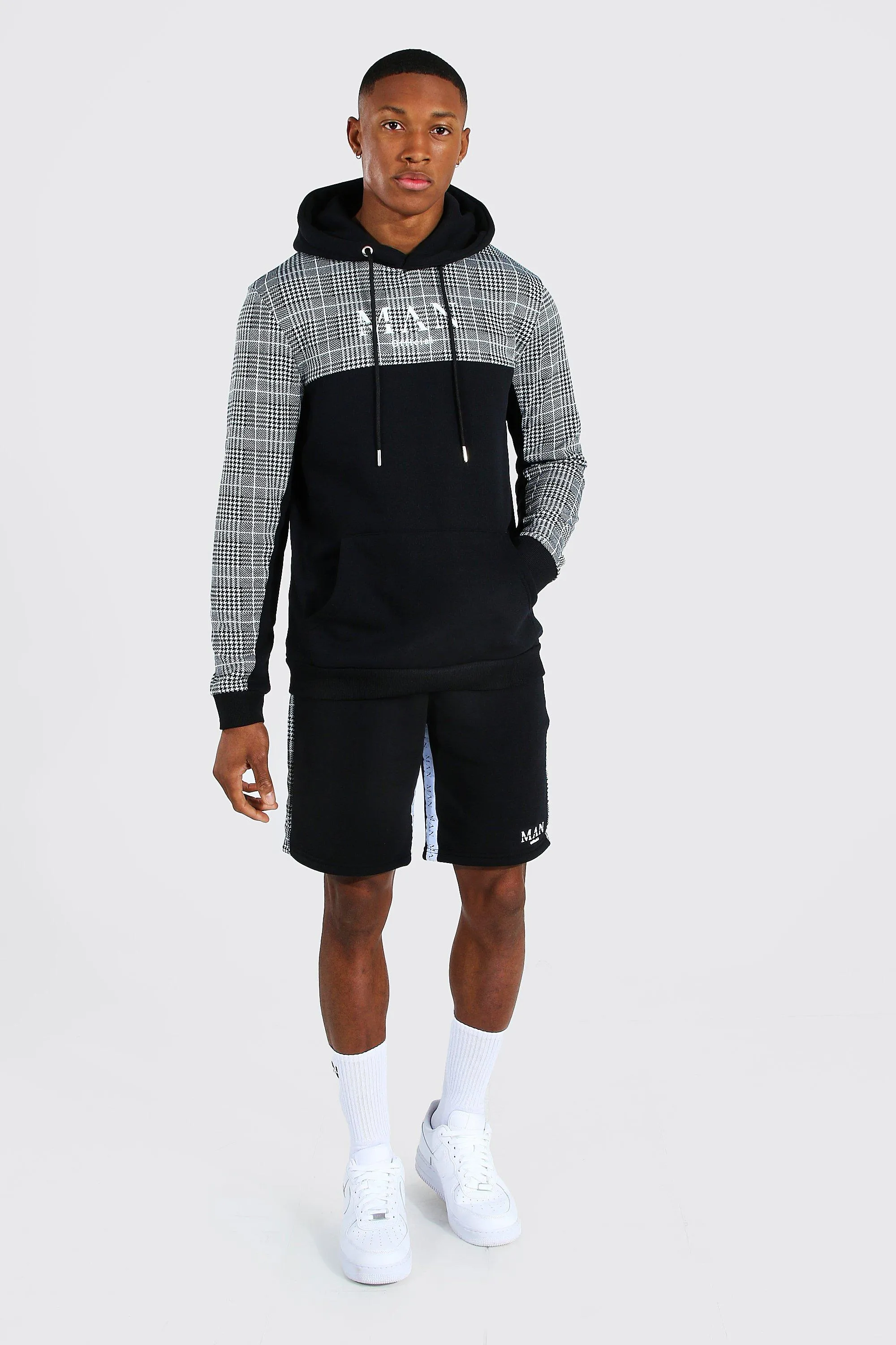 Man Roman Tape Jacquard Short Tracksuit | boohooMAN UK