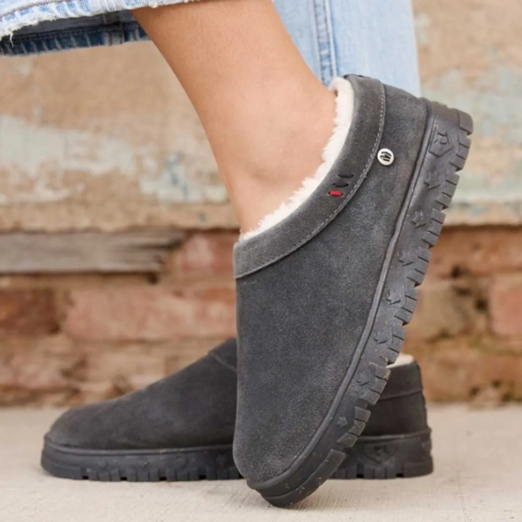 Minnetonka Neva Slipper Charcoal (Women's)