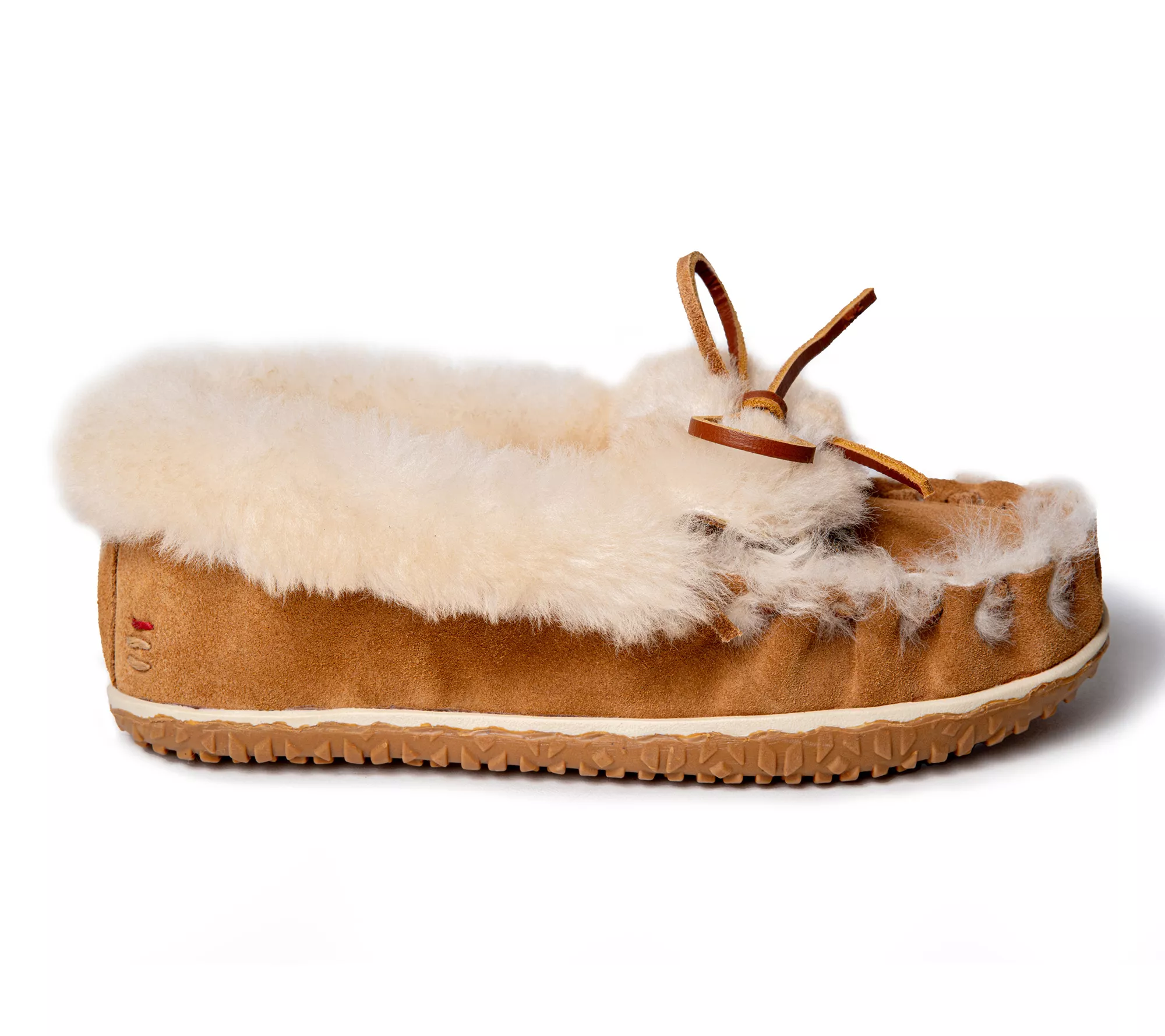 Minnetonka Women's Ultimate Suede Slipper