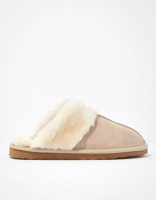 Minnetonka Women's Chesney Scuff Slipper-