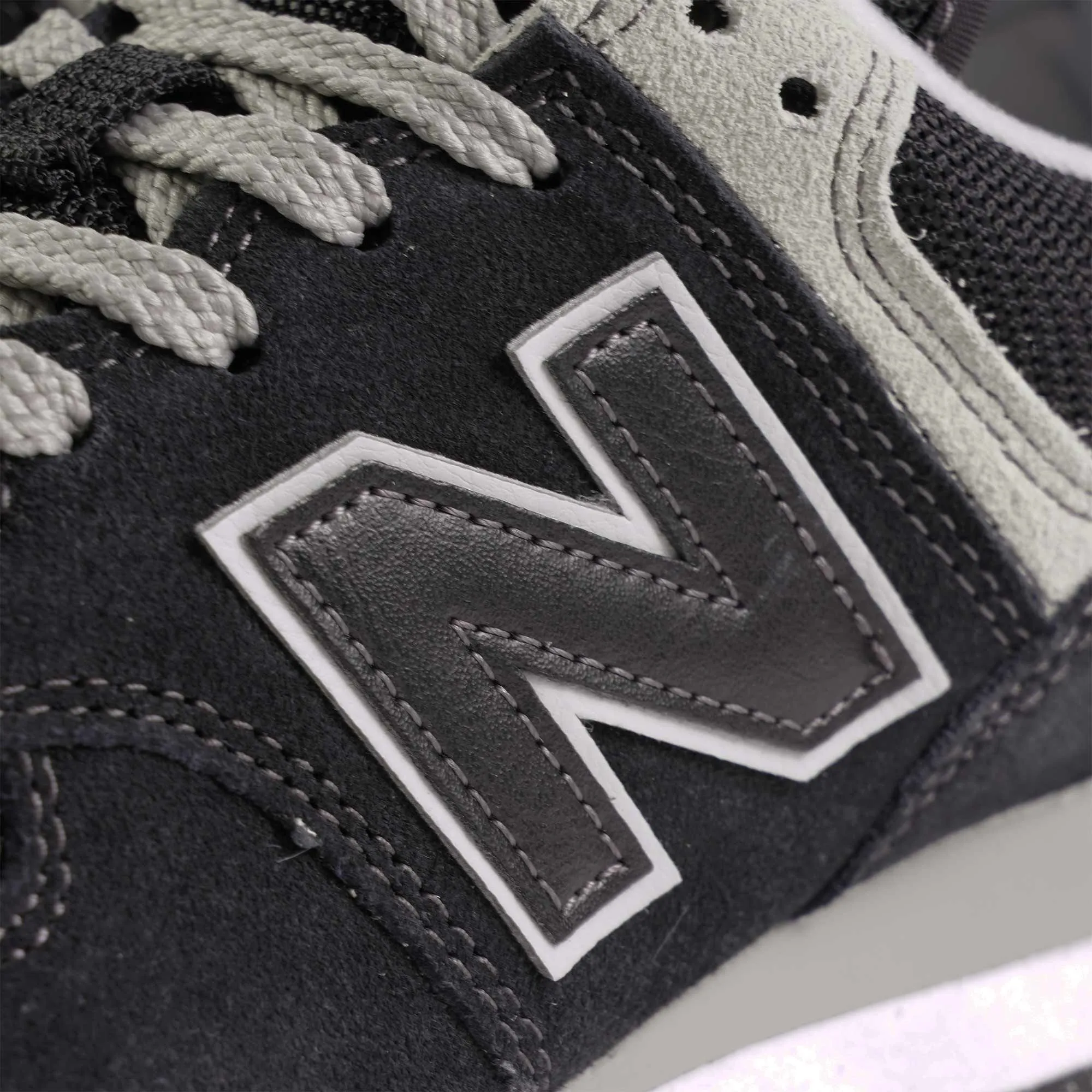 New Balance 574 - Black