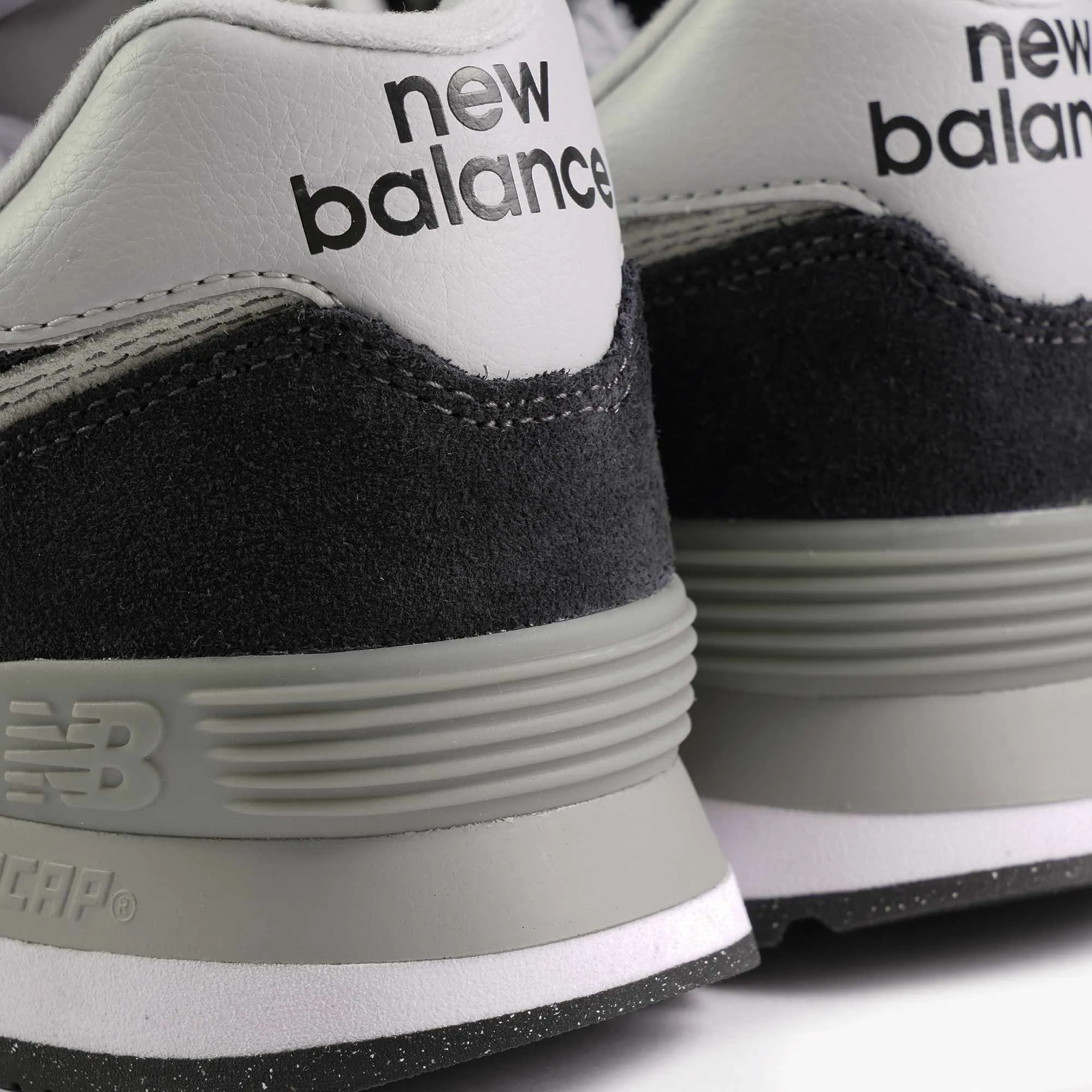 New Balance 574 - Black