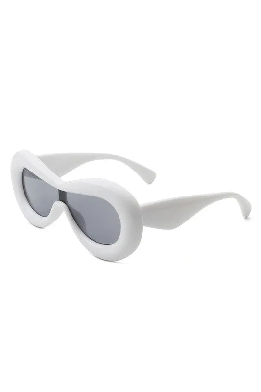 Oversize Retro Oval Chic Sunglasses