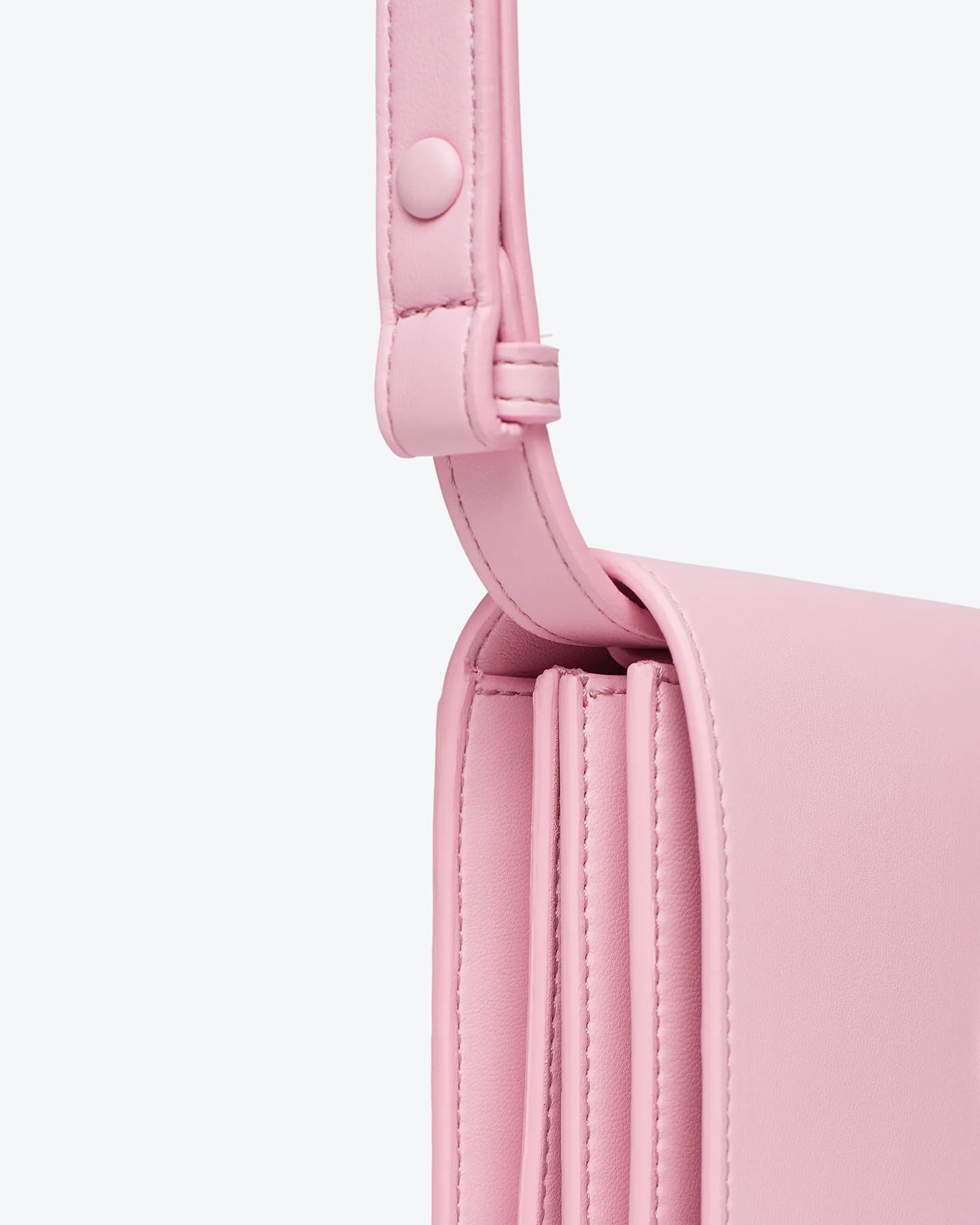 The Concertina - Sale Alt-Nappa Shoulder Bag - Pink