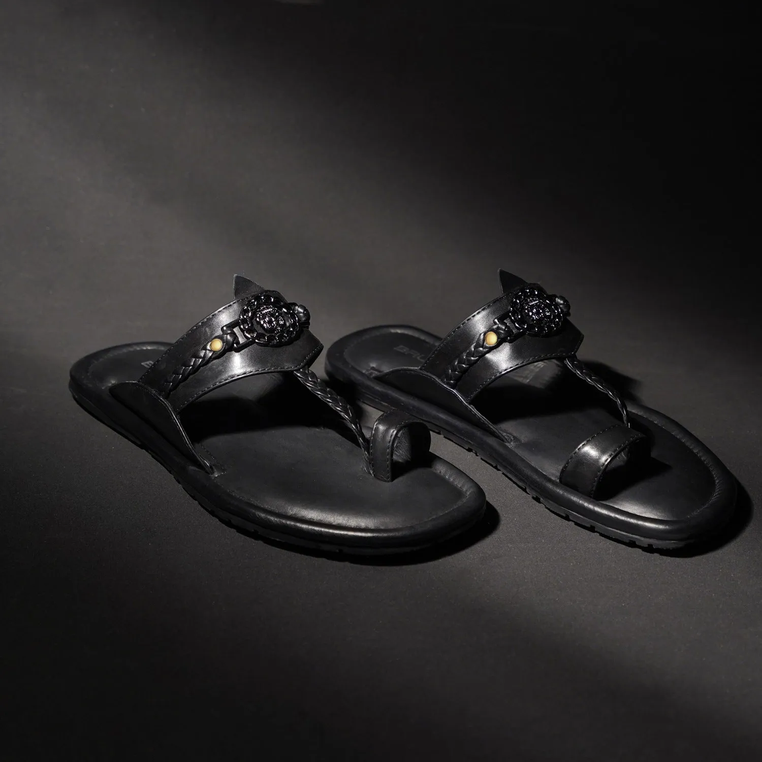 Traditional Kolhapuri Black slipper