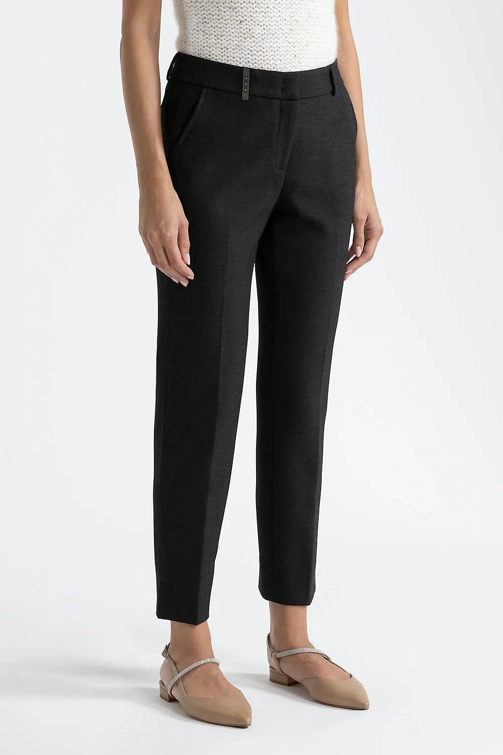 Two-way stretch fabric cigarette trousers