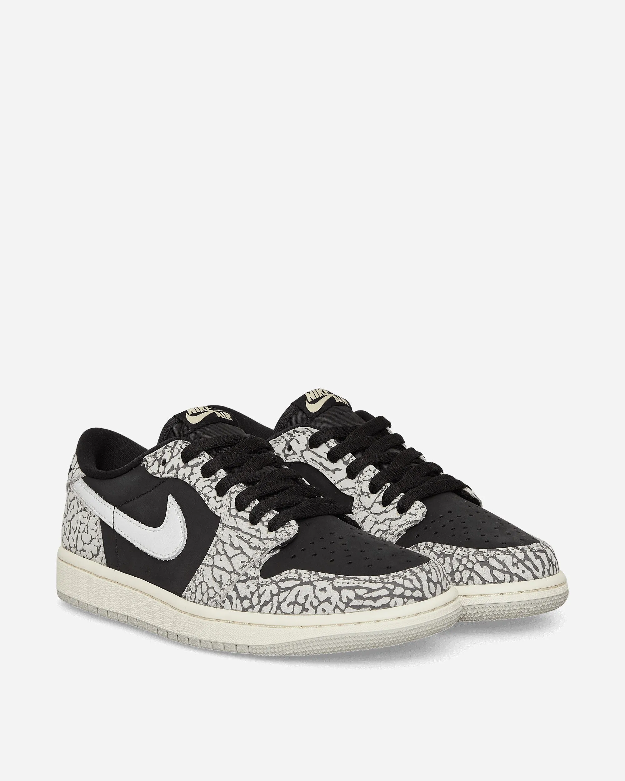 WMNS Air Jordan 1 Retro Low OG 'Black Cement' Sneakers Black / Muslin